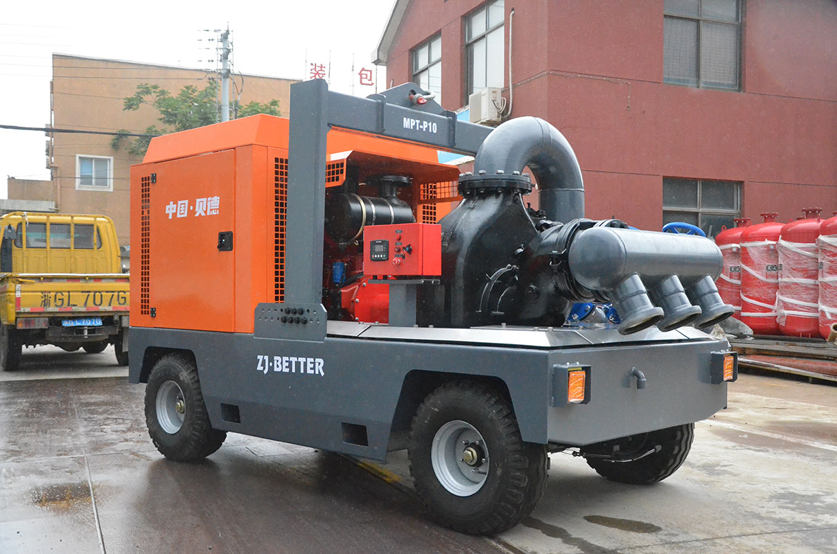 應急救援移動泵車，水泵與柴油機一體的排水設備